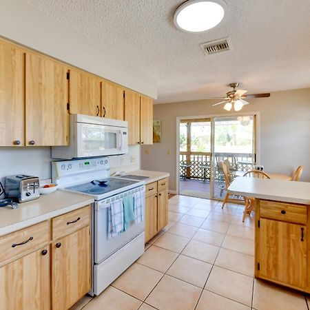 Coastal Oasis With Shared Pool, 2 Mi To Beach! Englewood Exterior photo